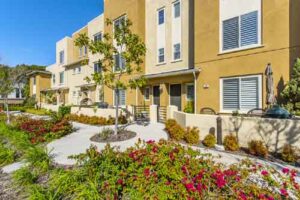 The Court 2 and 3 bedroom townhomes in Three Sixty South Bay