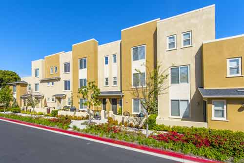 The Court 2 and 3 bedroom townhomes in Three Sixty South Bay