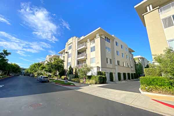 13024 Union Ave Hawthorne CA condos for sale in Three Sixty